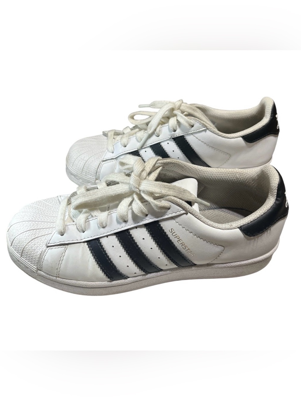 adidas White and Black Superstar Classic Sneakers WOMEN’S: size 6 MEN’S:4.5